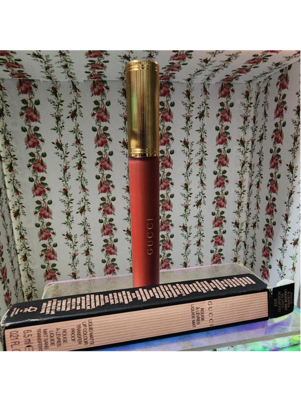 Gucci Lipstick in shade 203
#lipstick #luxury